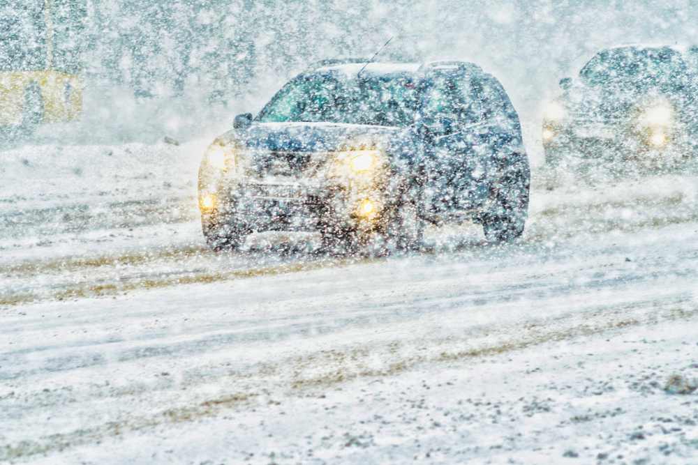 GLÄTTEWARNUNG! Schnee und Eis in fast ganz Deutschland am Sonntag! Hier müssen Sie aufpassen