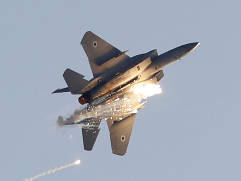 Schock-Video für Wladimir Putin! - Ukrainische Armee holt russischen Kampfjet vom Himmel!