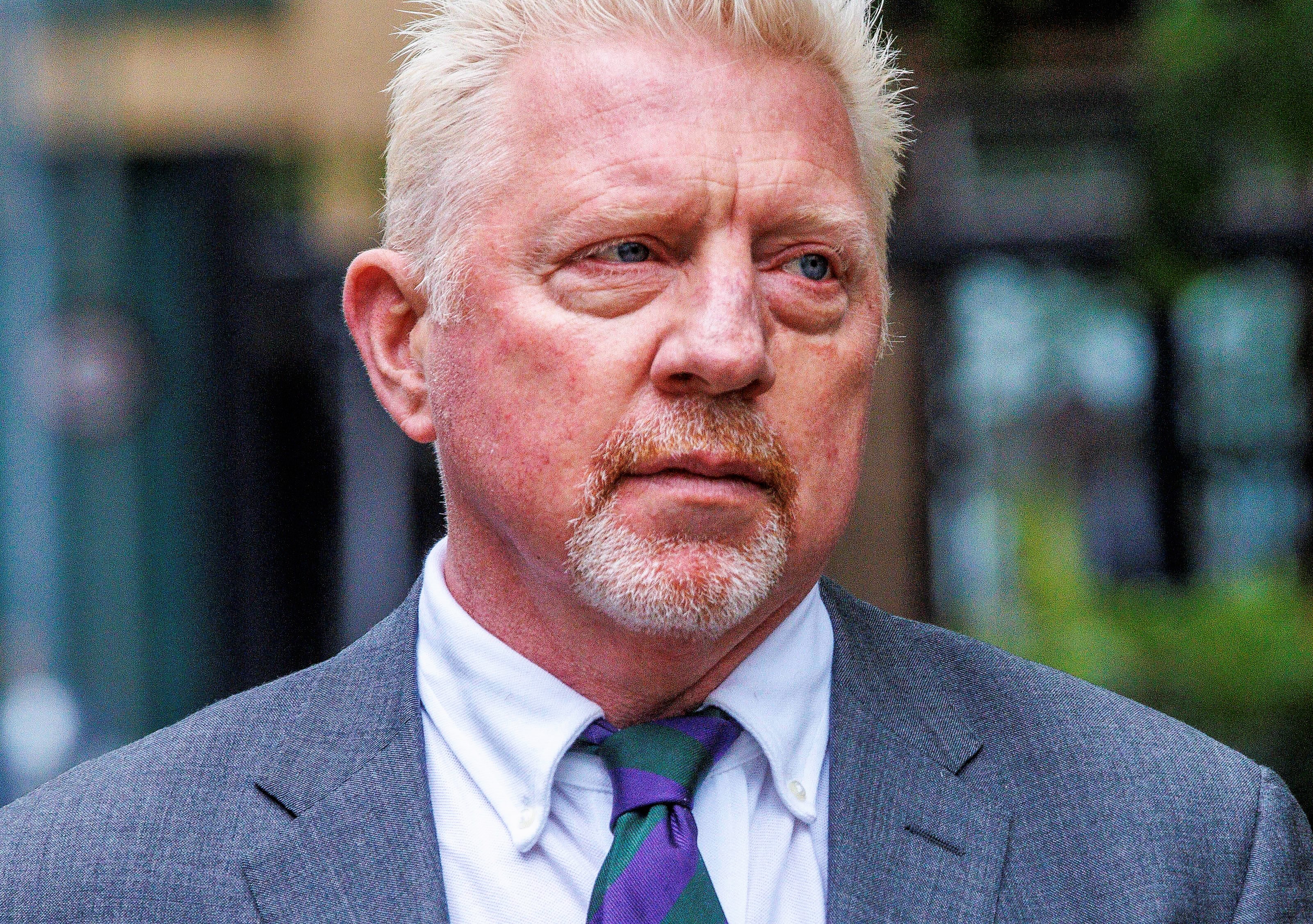 Pleite! Boris Becker muss seine Villa verkaufen - Was passiert nun mit seiner Mama Elvira (88)?