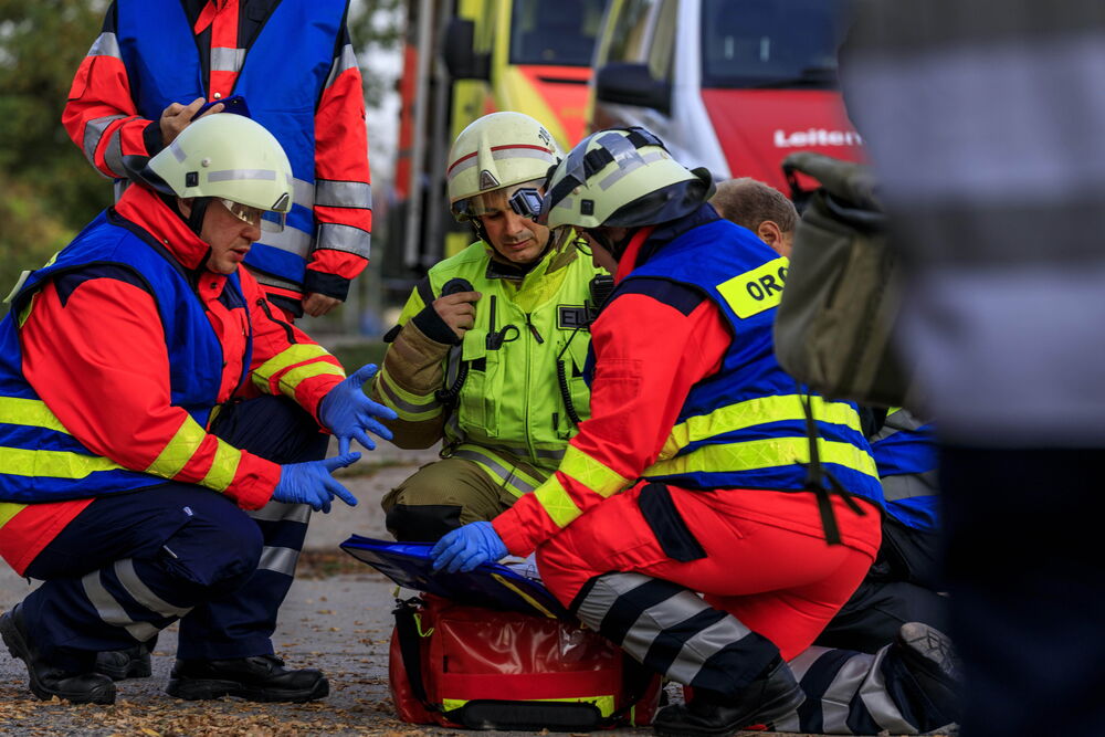 Horror-Unfall! Familie fast ausgelöscht! Kleinkind (7) stirbt an der Unfallstelle - Eltern schwer verletzt