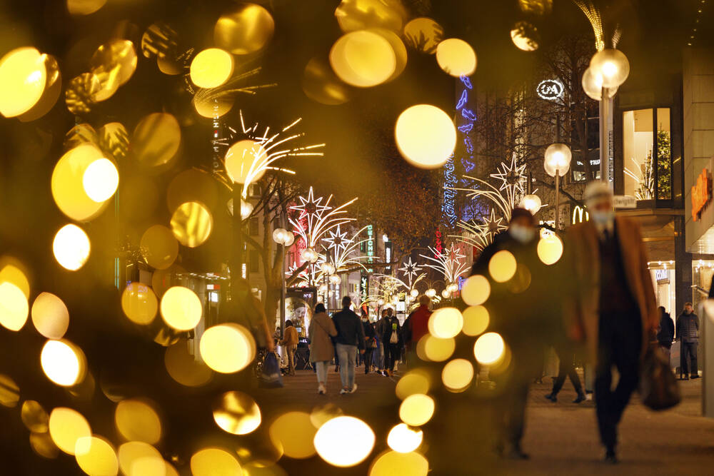 Streik im Weihnachtsgeschäft - keine Geschenke mehr vor Weihnachten? Verdi droht mit Streik im Einzelhandel