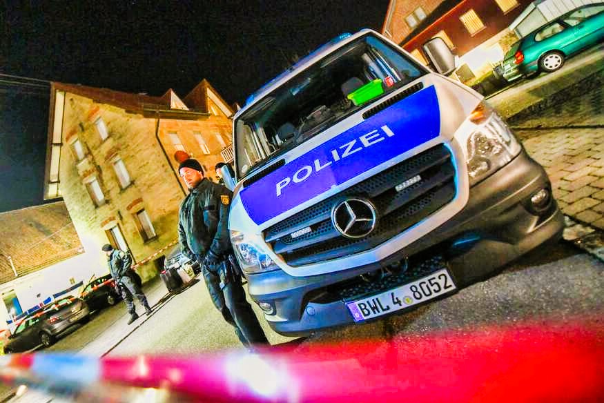 Leichenfund! Bei Bauarbeiten für ein Seniorenheim! - Arbeiter stoßen auf massenweise menschliche Knochen