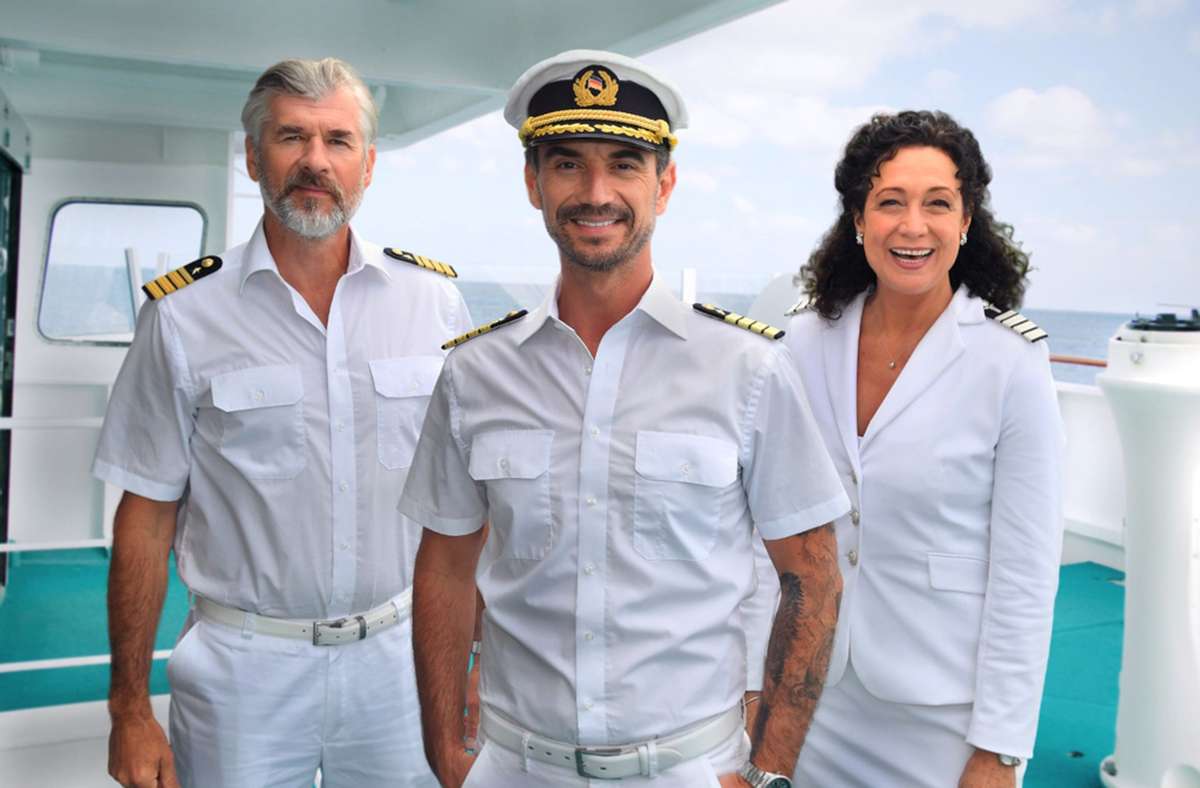Horror-Dreh beim Traumschiff! 12 Meterwellen treffen TV-Schiff, Darsteller packt über Dreharbeiten aus