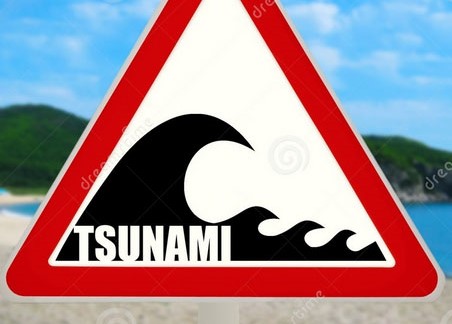 Tsunami-Warnung auf Mallorca und für die Balearen - erste Strände wurden von hohen Wellen getroffen!