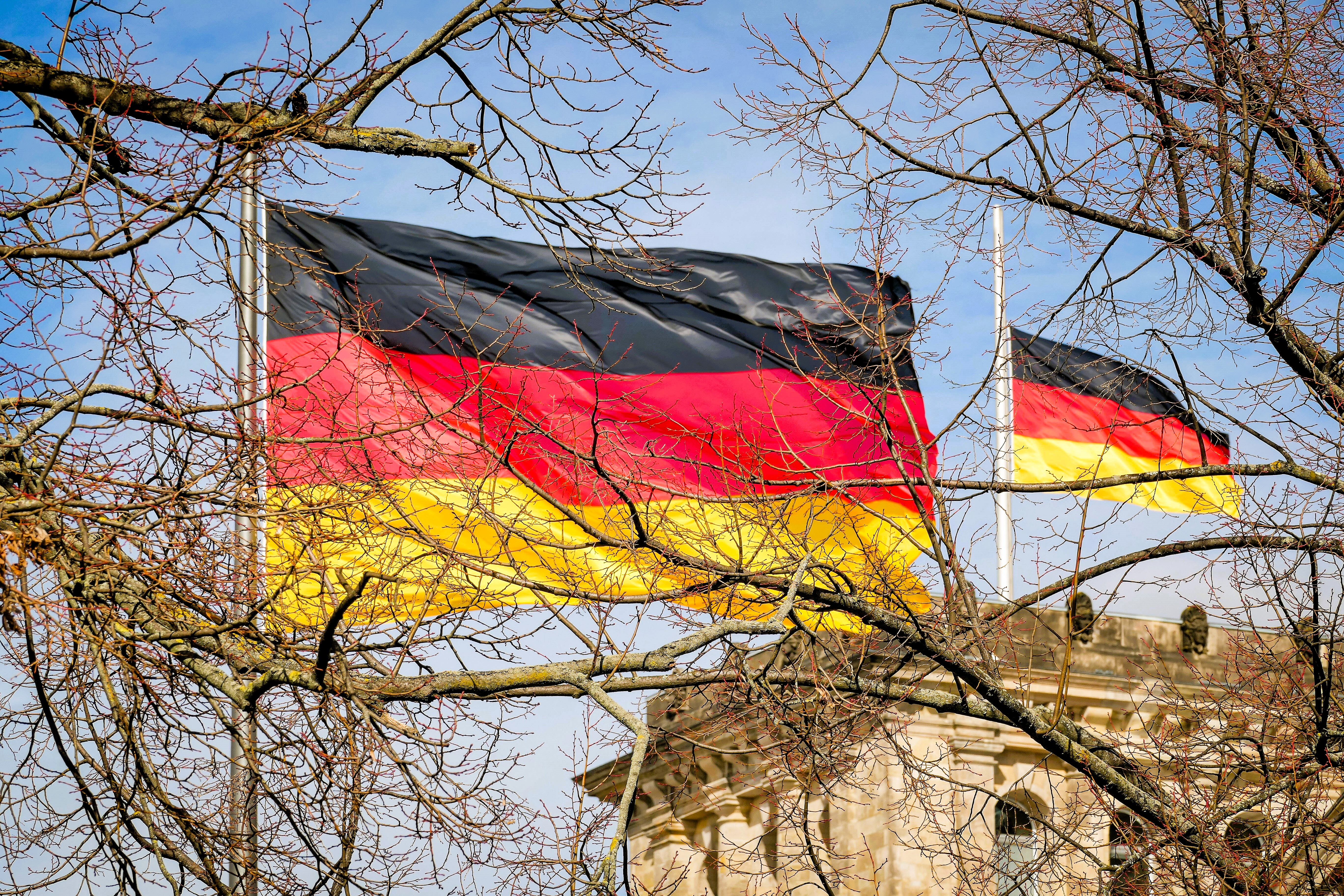 Deutscher Polizist tot! Eskorte des ungarischen Präsidenten Viktor Orban verunglückt!