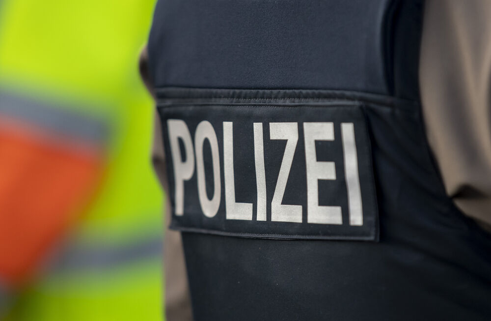 Polizei warnt die Bevölkerung - bewaffneter Mörder auf der Flucht! Schreckliche Bluttat schockt Deutschland