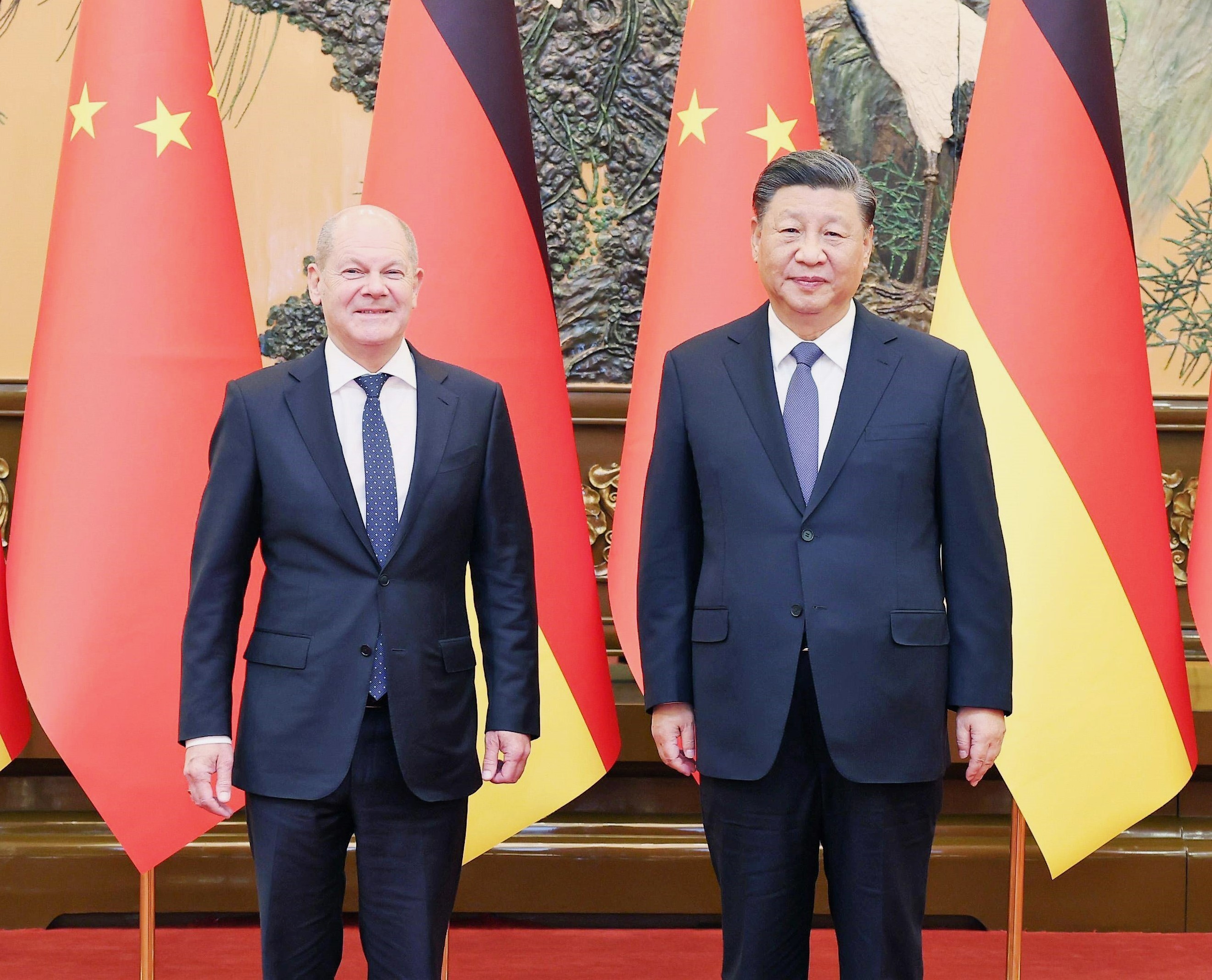 Geheime chinesische Polizeistation in Hessen! Agiert China getarnt mitten in Deutschland?!