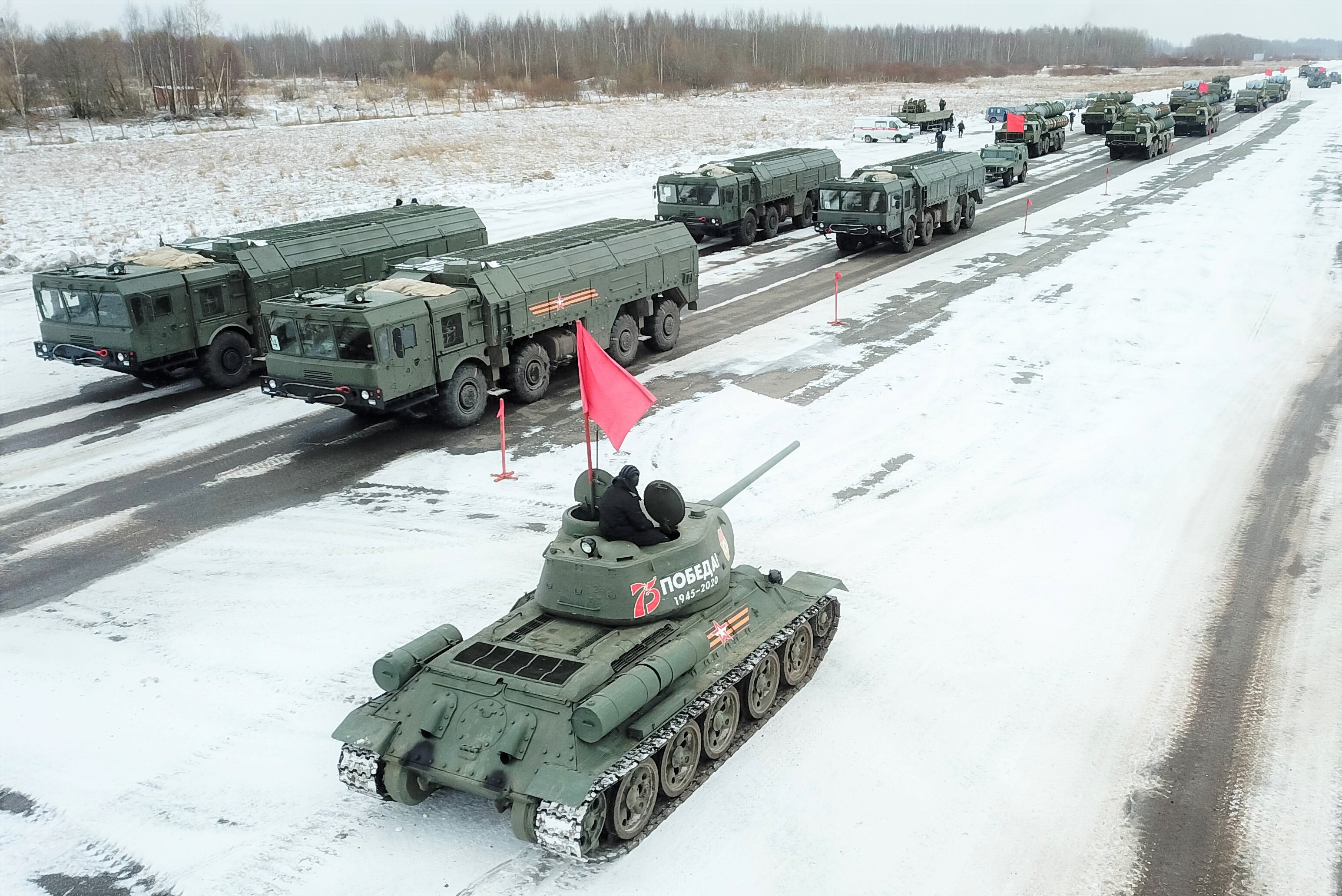 Noch Jahrelang Krieg? Putin bereitet die Russen auf "langwierigen, zermürbenden Krieg" in der Ukraine vor!
