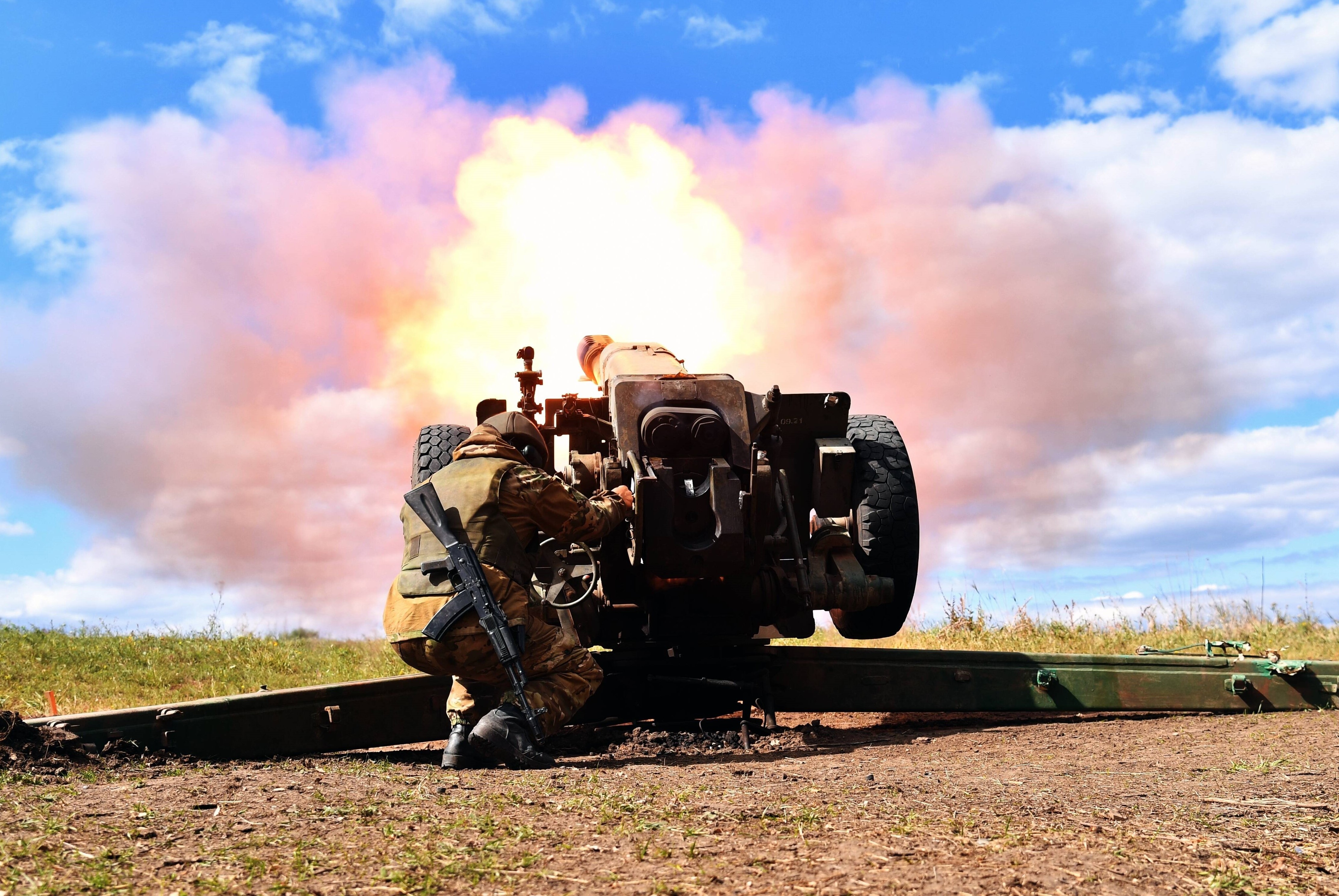 Ukraine bekommt neue Super-Munition! Diese Horror-Waffe soll Putins Truppen stoppen
