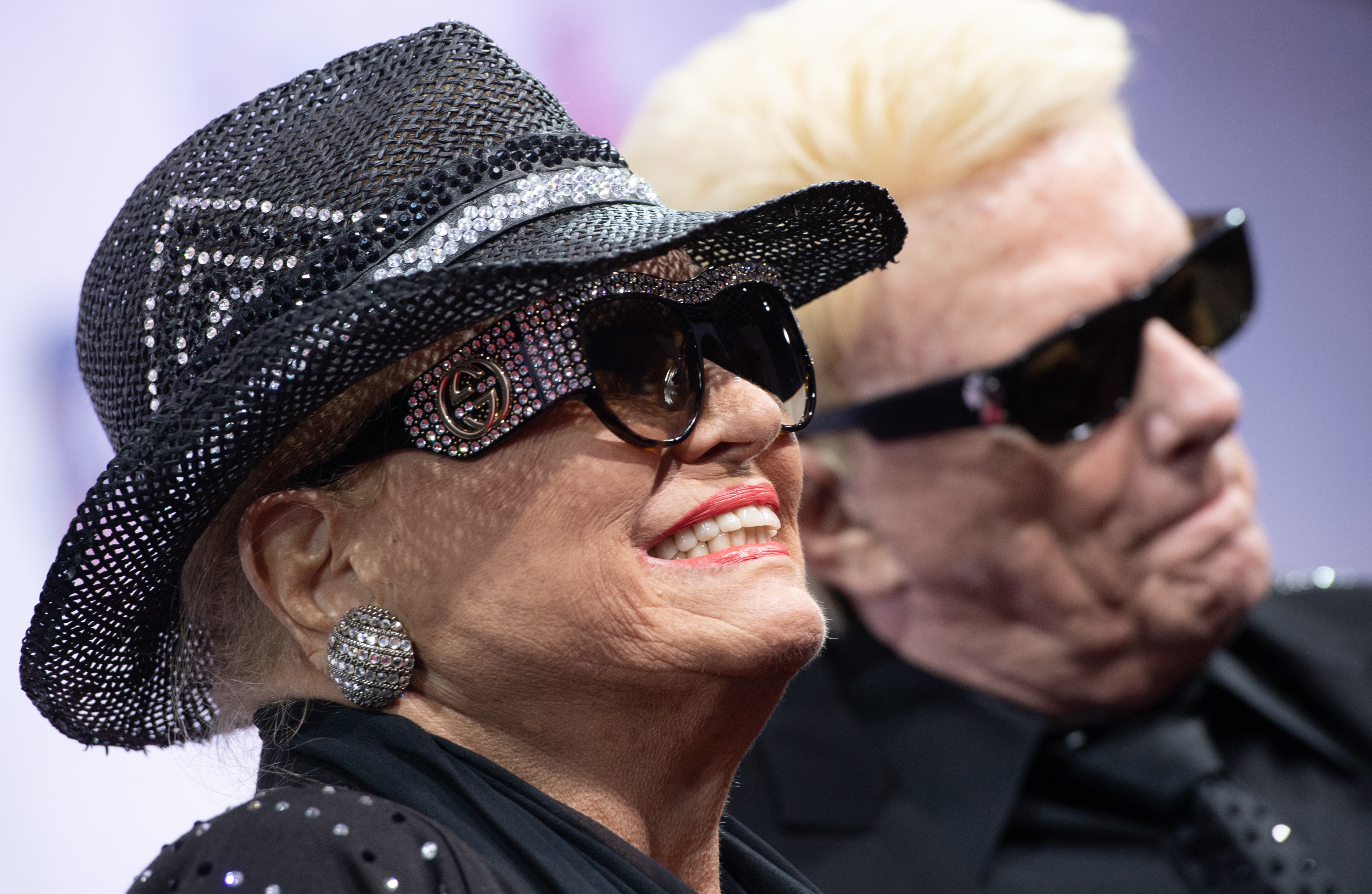 Trauer - Heino verliert seine uneheliche Tochter! Freitod erschüttert den Schlagerstar!