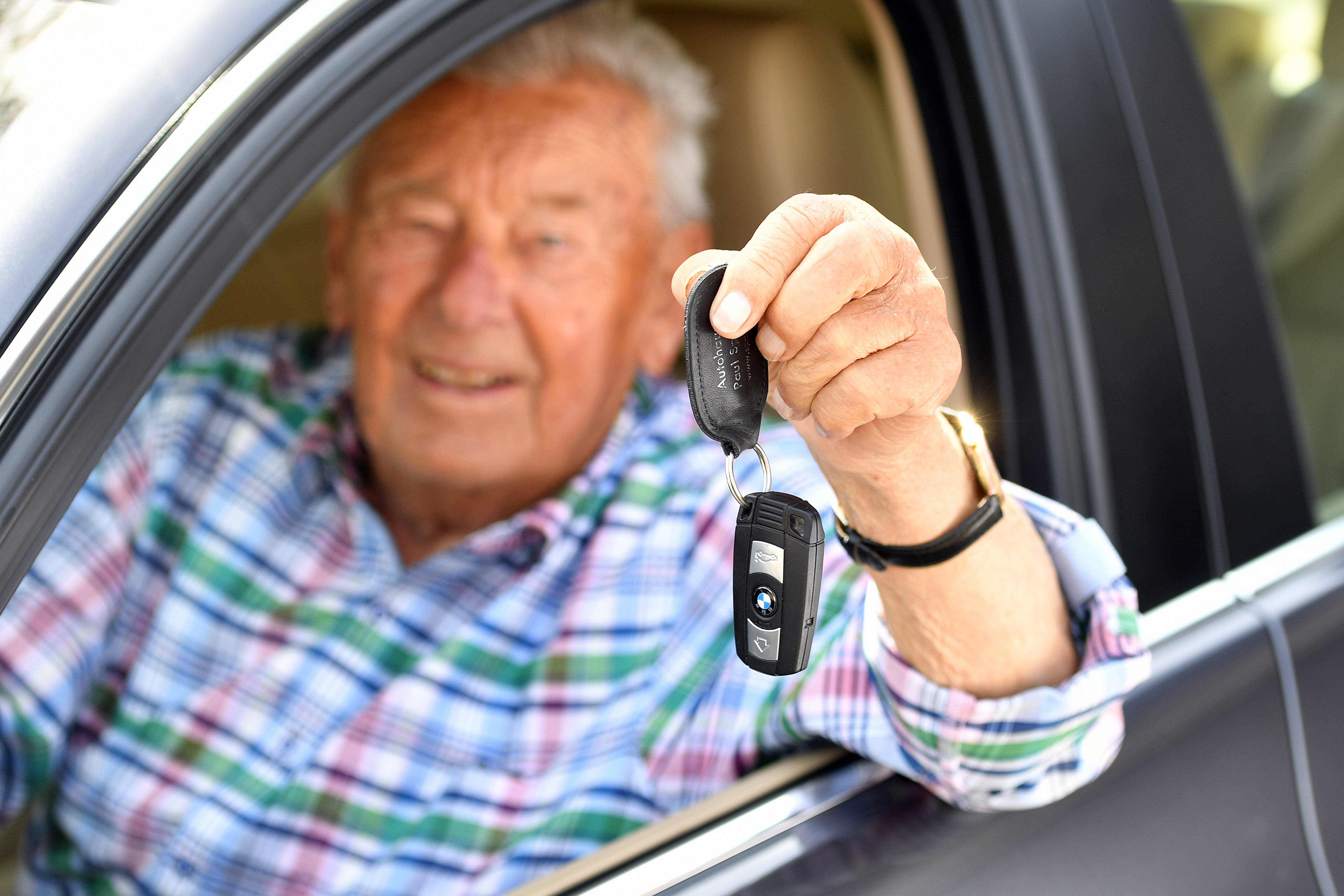 Führerschein-Hammer für Senioren! Die EU will regelmäßige Test einführen!