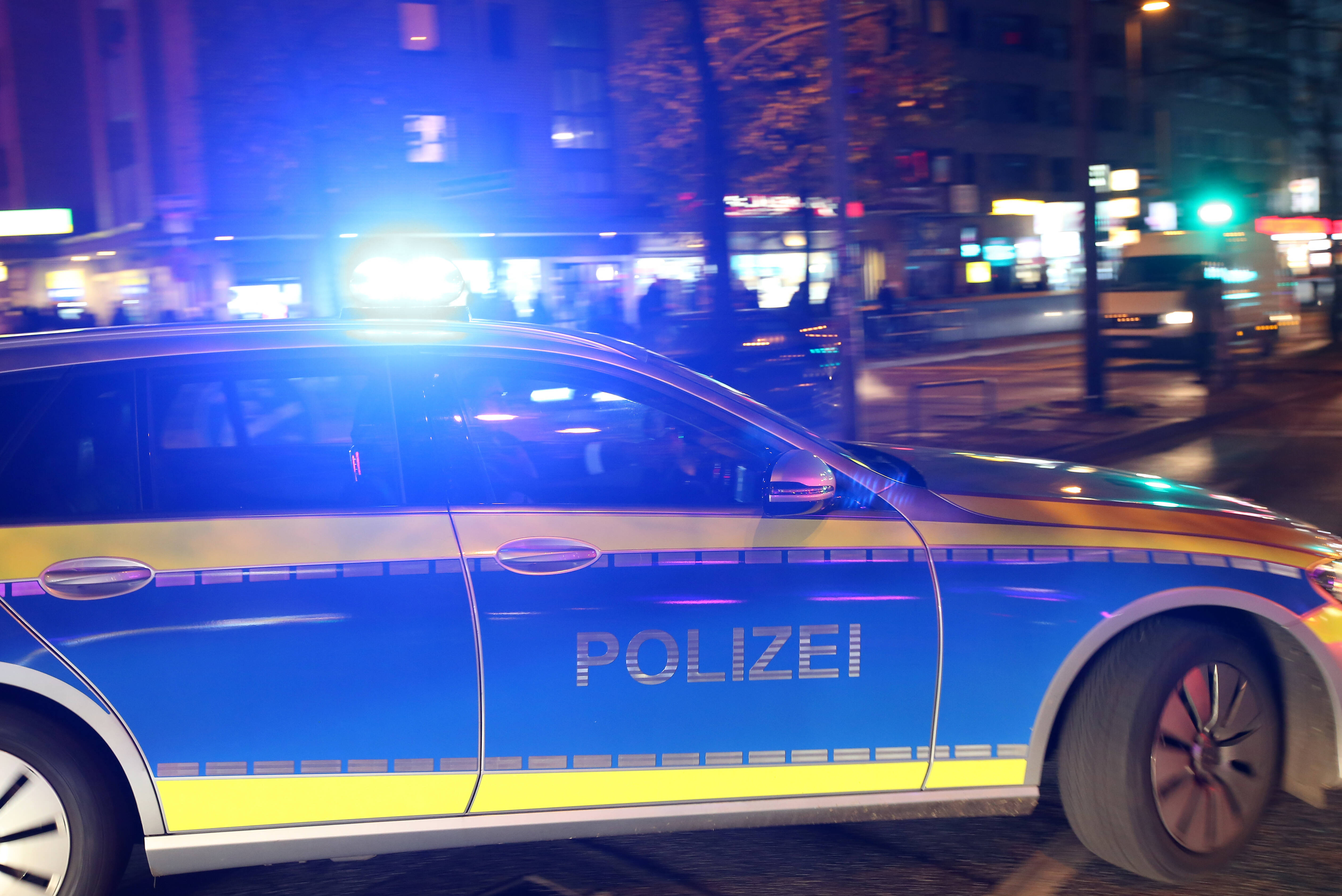 Rentner (81) sticht Mann Messer in den Hals, es ging um 10 Euro! Täter hat bereits einen Menschen getötet