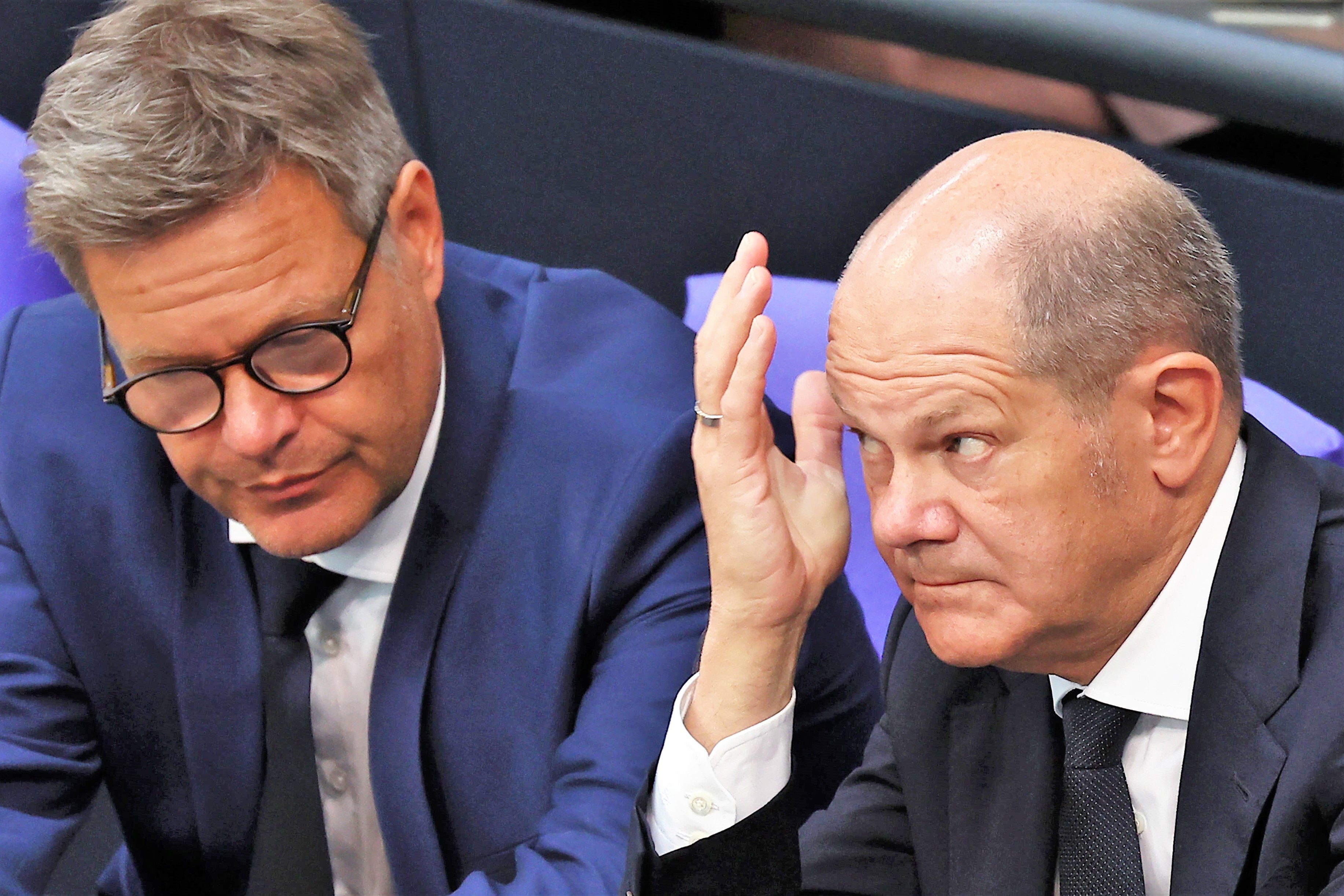 Wie bitte? Robert Habeck plant Deutschland's Industrie Abzuschalten.