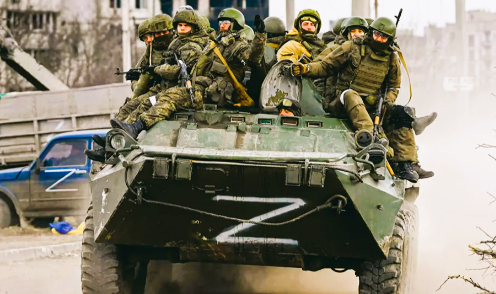 Putin bereitet offenbar 2. Runde des Krieges vor! Experten schlagen Alarm - noch länger Krieg!