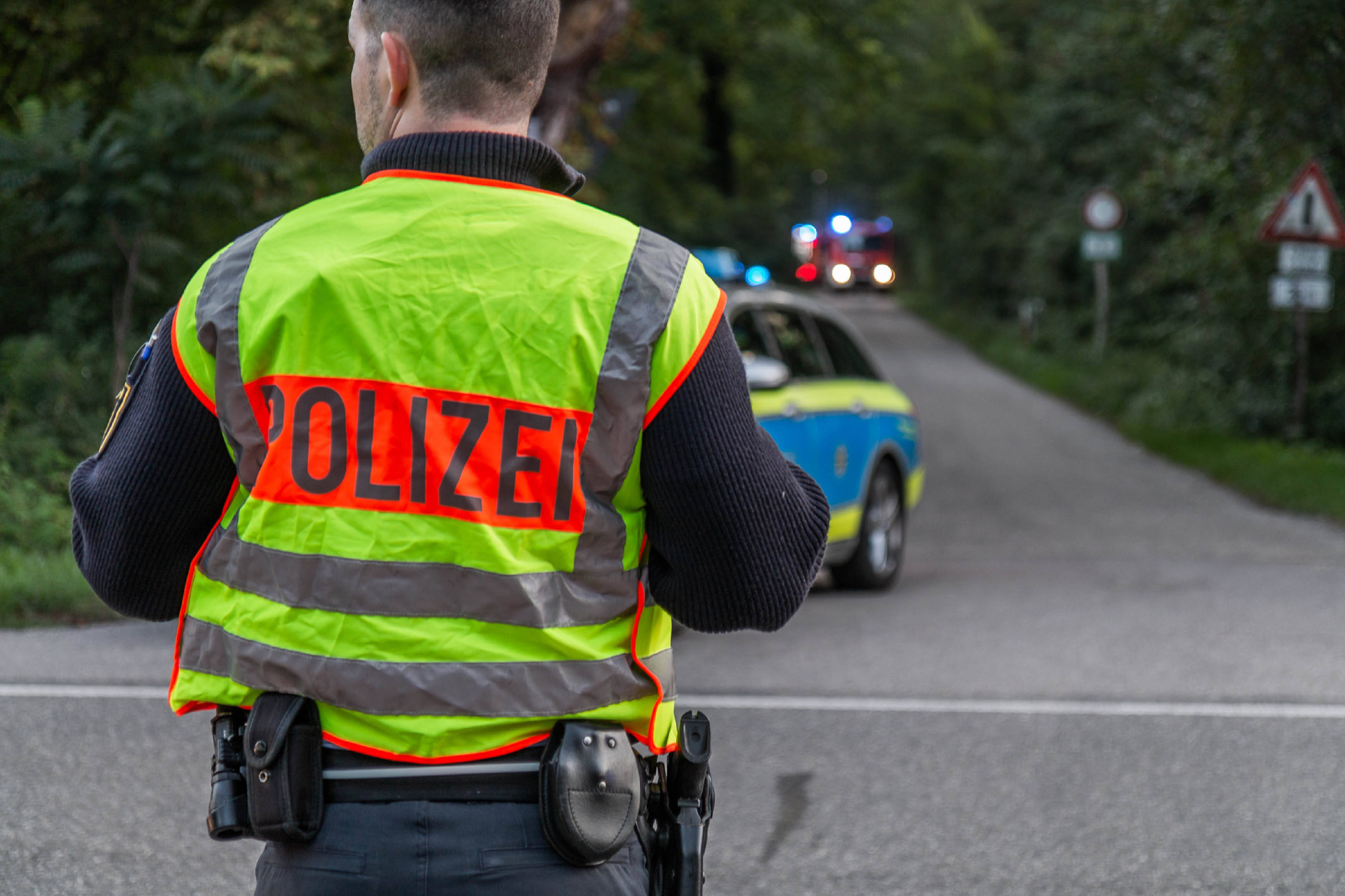 Vier Schüsse Treffen FDP-Politiker! Attentat schockt Deutschland - FDP-Mann hat Polizeischutz und wird versteckt