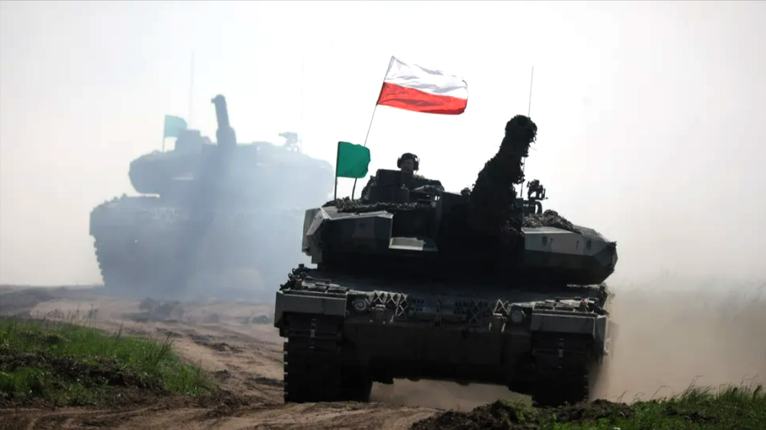 Kampfhubschrauber überqueren NATO-Grenze! Belarus Helikopter dringen in Polen ein!