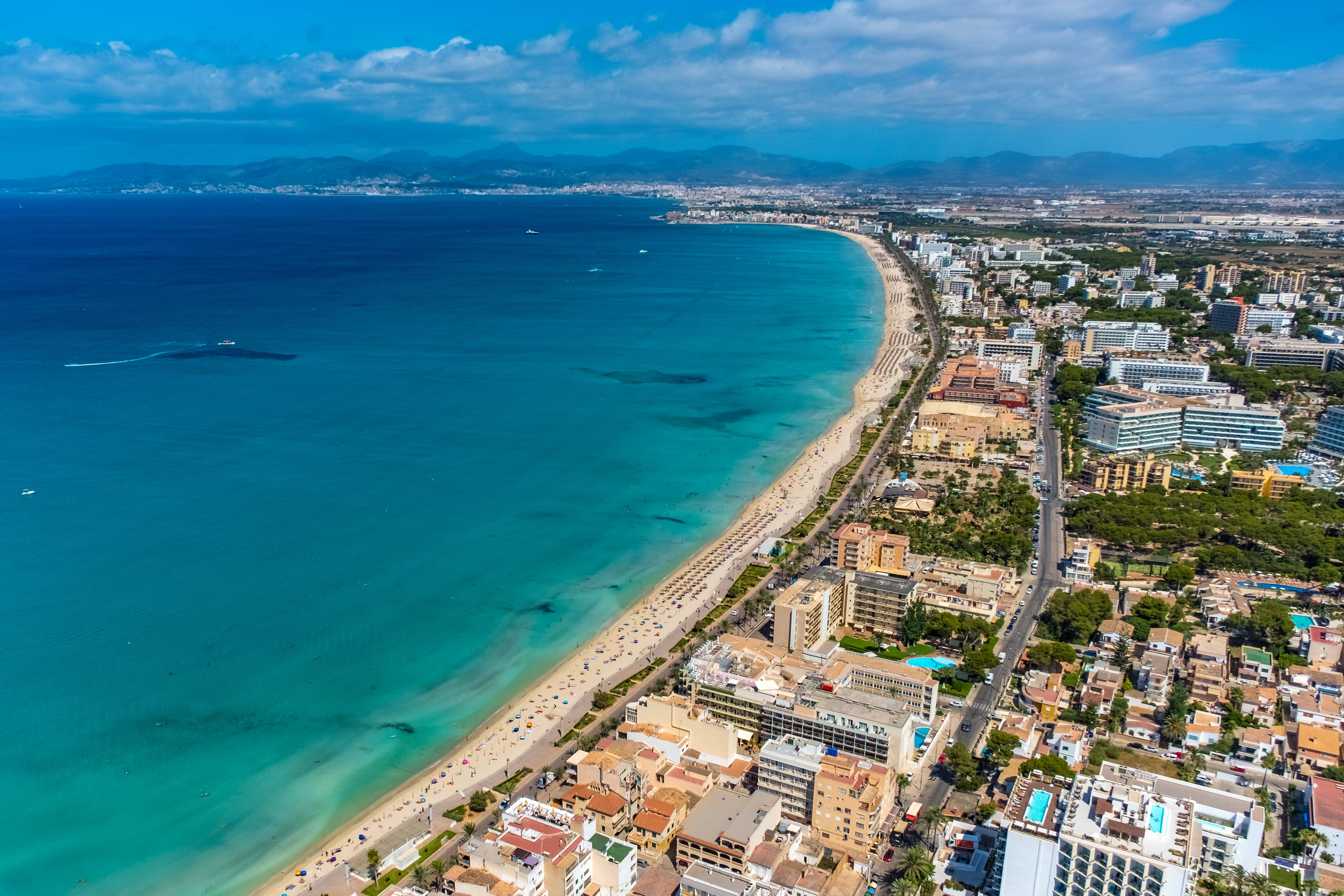 Deutsche Urlauberin ertrinkt auf Mallorca! Tragödie am Strand von Palma