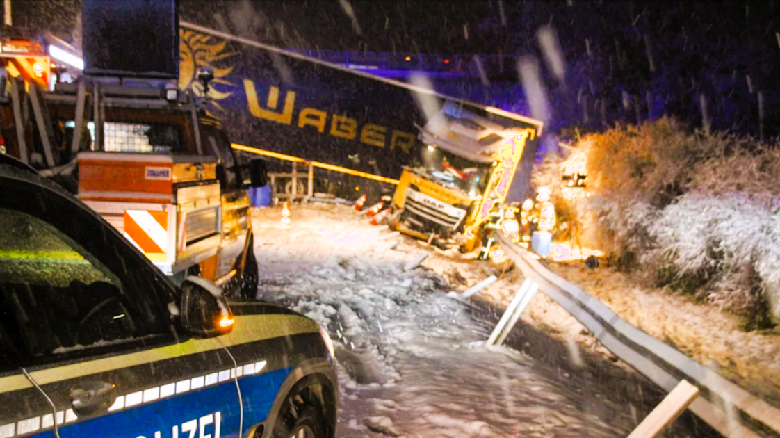 DWD warnt! Winterchaos in Deutschland fordert 2 Todesopfer - Schneechaos geht heute weiter