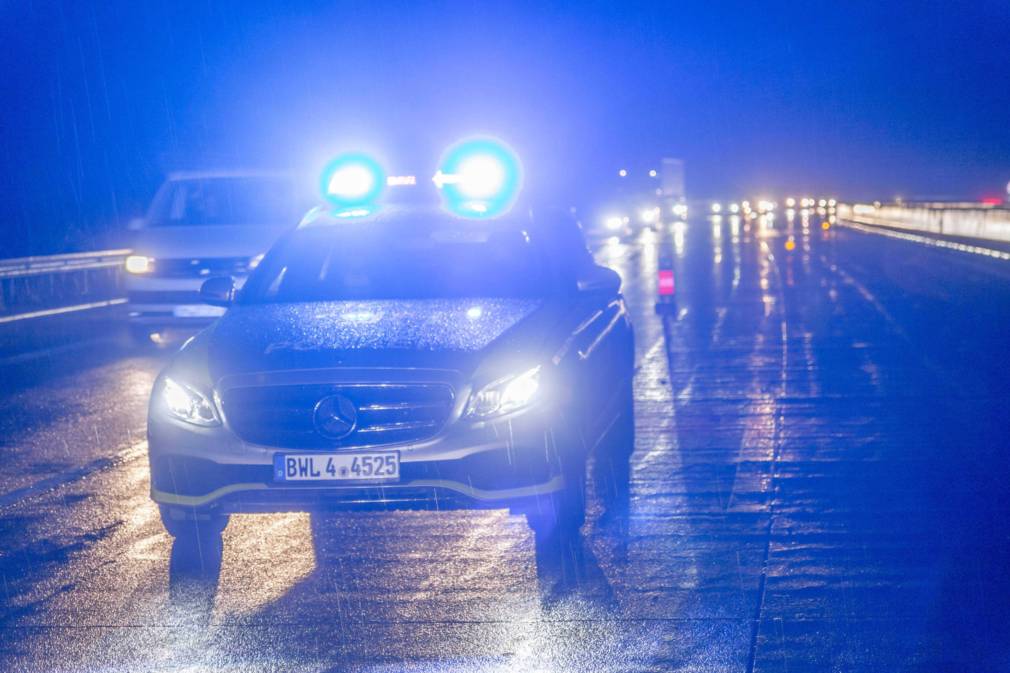 Blitzeinschlag! 10 Menschen bei Unwetter in Dresden zum Teil schwer verletzt